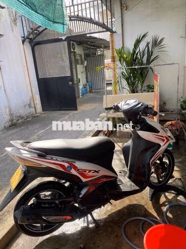 Yamaha Luvisa Trắng