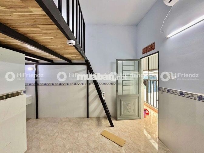 GẦN VHU BAN CÔNG NT CƠ BẢN THANG MÁY 