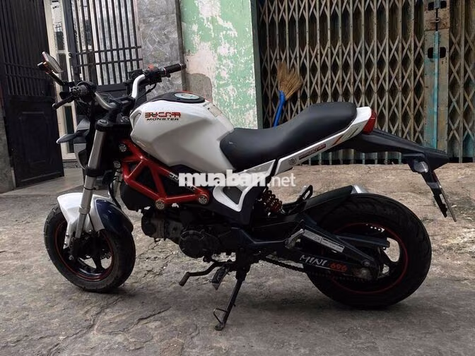 Ducati Monster 2019 Trắng, Đỏ 9000 km