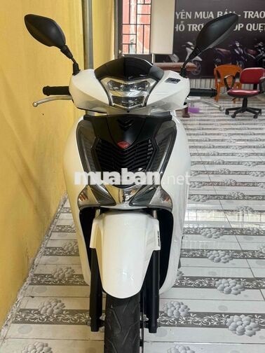SH 150 2018 Trắng đen siêu mới 43E1-367.83