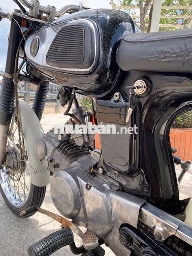 Honda SS50 máy 54cc Đen