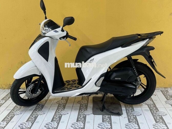 SH 150 2018 Trắng đen siêu mới 43E1-367.83