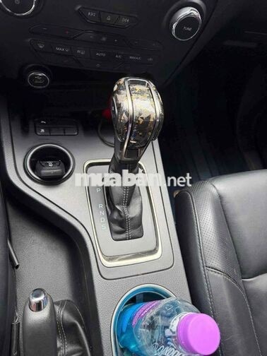 Ford Everest Titanium 2018 Xanh 7 chỗ