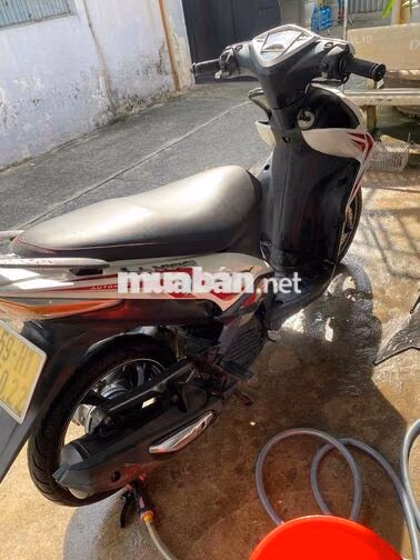 Yamaha Luvisa Trắng