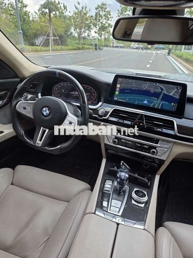 Cần bán BMW 750li model 2010 xe cực kì đẹp