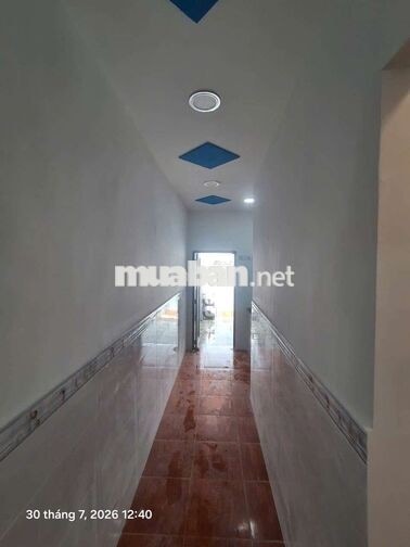 Cần bán gầp nhà  cầp 4P ĐHT gần chợ cây sộp .DT 3,7 x21  nhà mới