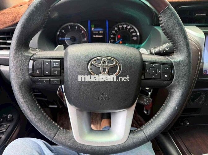 Toyota Fortuner 2019 Trắng Tự động