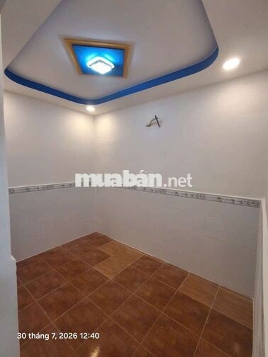 Cần bán gầp nhà  cầp 4P ĐHT gần chợ cây sộp .DT 3,7 x21  nhà mới