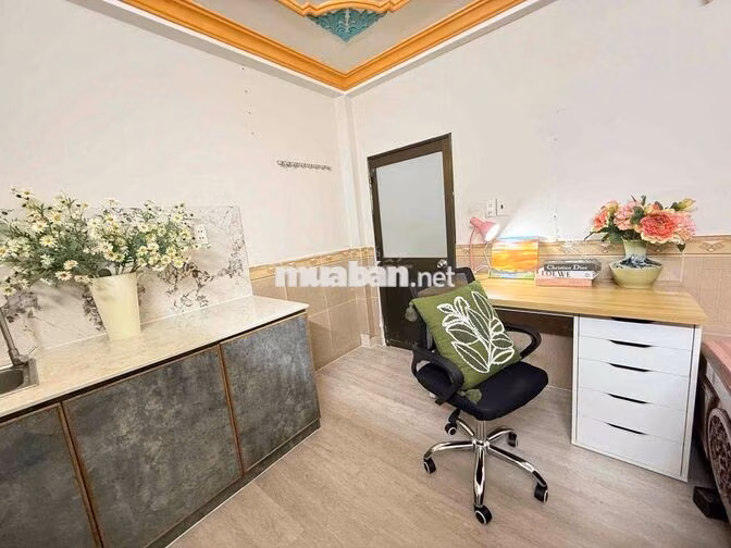 FULL NỘI THẤT NGAY TRUNG TÂM Q12 ĐI BỘ ĐH NTTU