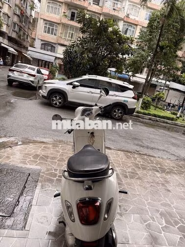 Piaggio Vespa Primavera 2019 Trắng