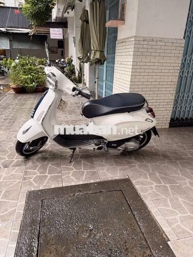 Piaggio Vespa Primavera 2019 Trắng