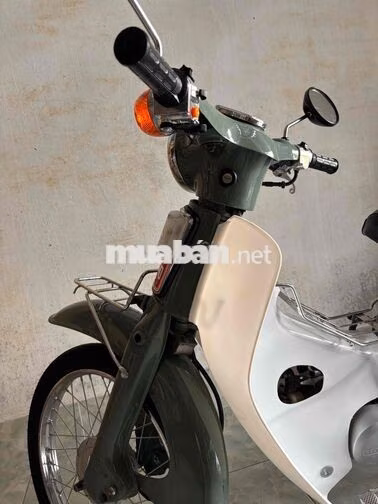 Honda Cub C50 50cc Xanh rêu, trắng