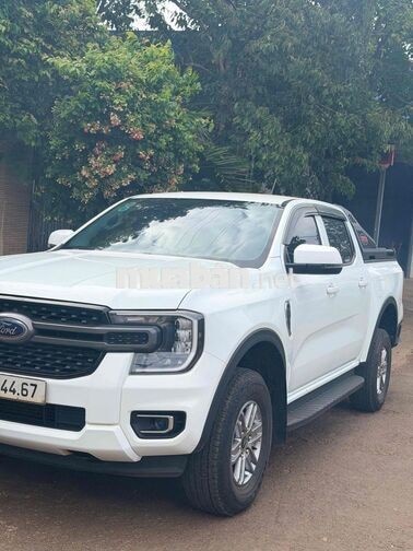 Ford Ranger XLS Trắng Số tự động 49000 km