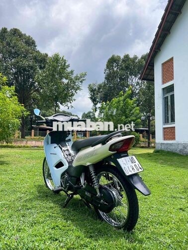 Honda Wave 2024 Trắng Đã sử dụng