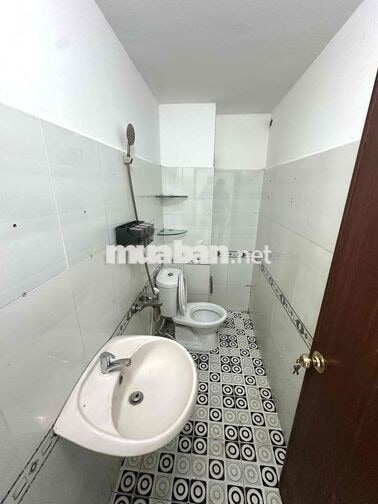 Nhà [ 4 x 20] 1 lầu (3PN,3WC)  KHU LÊ VĂN QUỚI — MÃ LÒ