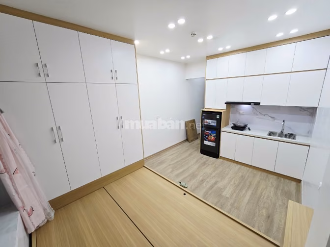 Bán nhà dòng tiền Phố Chính Kinh gần ga Thượng Đình, Royal City, 38m2