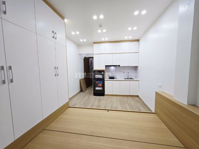Bán nhà dòng tiền Phố Chính Kinh gần ga Thượng Đình, Royal City, 38m2