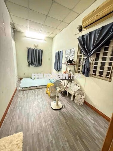 PHÒNG TRỌ NGAY QUẬN 1 GẦN CÁC TRƯỜNG SƯ PHẠM