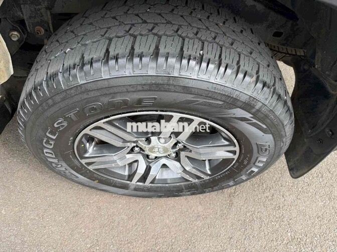 Toyota Fortuner 2019 Trắng Tự động
