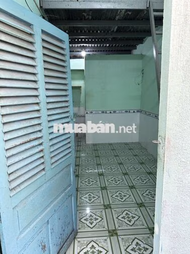 Phòng trọ giá rẻ 12,5 m2 (+8 m2 gác) Tô Ký Hóc Môn