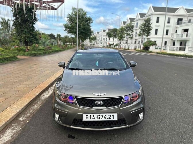 KIA Cerato Koup 2010 Tự động Xám 2 cửa