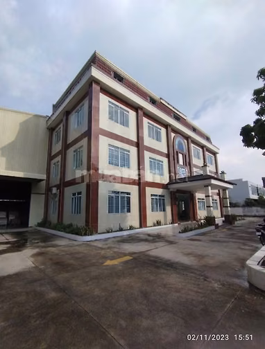 Cho thuê xưởng 4.800m2 KCN Tân Đức, Đức Hòa Hạ, Long An - Giá 388tr/th