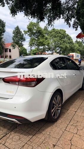 Kia Cerato 2017 1.6 Full Option Trắng