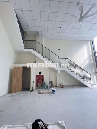 CHO THUÊ MẶT BẰNG 2 TẦNG MẶT TIỀN PANOMA