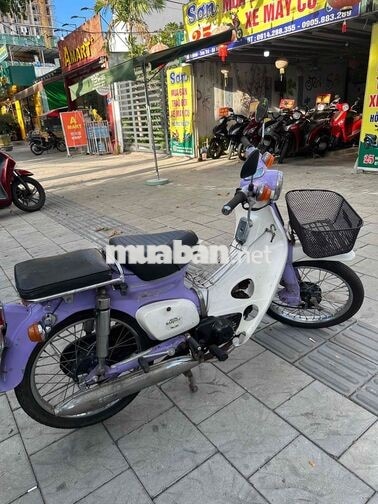 Honda Cub 50cc Cánh Én 1980.