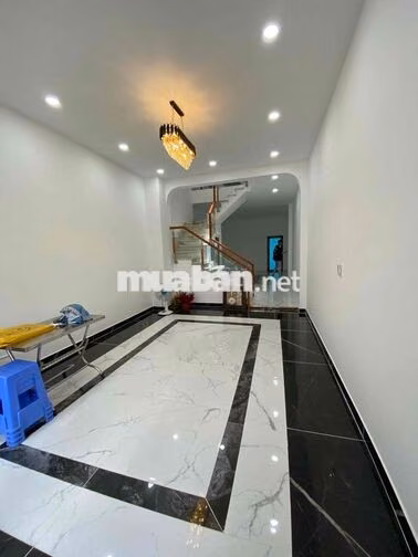 Nhà 3 tầng mới xây hẻm 20/13 mã lò