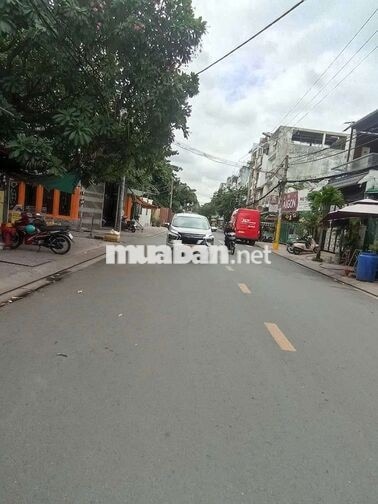 NHÀ CHO THUÊ KHU TÊN LỬA – DT 5x20M – 3.5 TẦNG – 4PN 