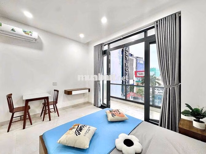 PN TÁCH BẾP BAN CÔNG FULL NỘI THẤT Y HÌNH MẶT TIỀN ĐƯỜNG NGUYỄN OANH
