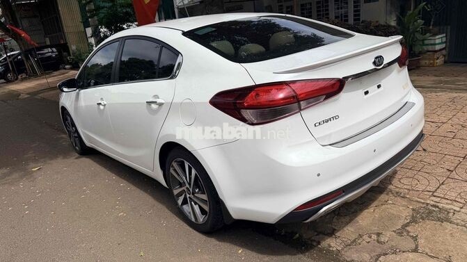 Kia Cerato 2017 1.6 Full Option Trắng