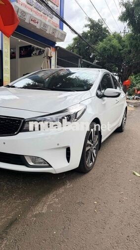 Kia Cerato 2017 1.6 Full Option Trắng
