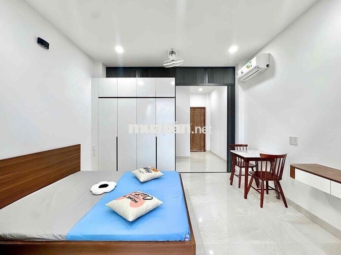 PN TÁCH BẾP BAN CÔNG FULL NỘI THẤT Y HÌNH MẶT TIỀN ĐƯỜNG NGUYỄN OANH