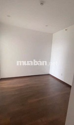 Chính chủ cho thuê căn Benhill 72m2 tầng cao đẹp
