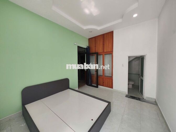 Phòng cho thuê giá rẻ gần bến xe Q8