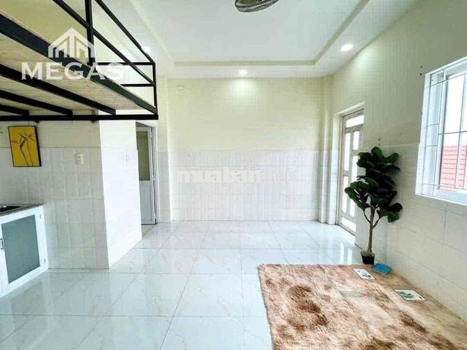 CHO THUÊ PHÒNG GÁC BAN CÔNG GIÁ RẺ GẦN ĐẠI HỌC VĂN HIẾN HUIT