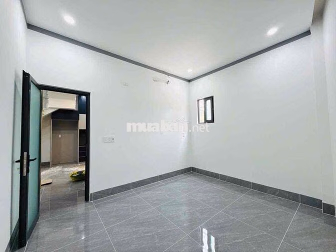 Bán Nhà Lầu - Thổ Cư -Ngay Cây Xăng 26 - KP9 P.Tân Phong-Giá: 3 ty 680