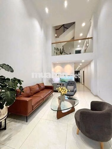 CHO THUÊ NHÀ FULL NỘI THẤT 4PN 3WC ĐẶNG VĂN NGỮ PHÚ NHUẬN