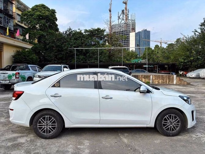 Kia Soluto AT 2020 Trắng Tự động