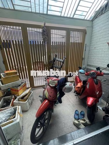 Nhà Mặt Tiền Hẻm Xe Hơi Ngay ĐHT 32