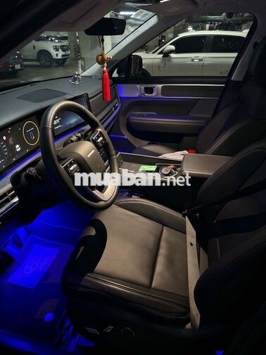 Hyundai Santa Fe 2025 Pres 14.000 KM Đen