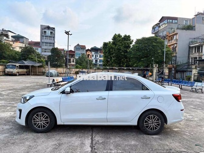 Kia Soluto AT 2020 Trắng Tự động