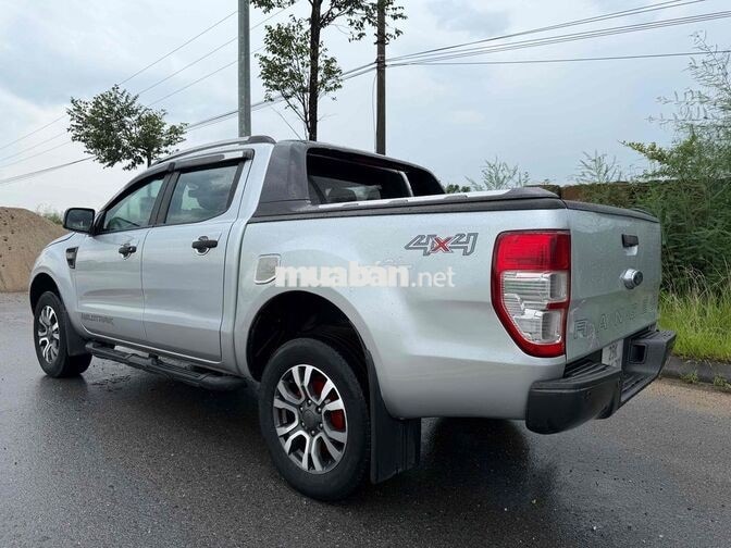 Ford Ranger Wildtrak Bạc Tự động