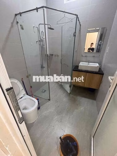 Nhà Mặt Tiền Hẻm Xe Hơi Ngay ĐHT 32