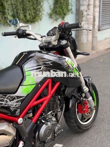 Benelli TNT 125cc