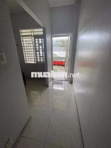 Nhà Mặt Tiền Hẻm Xe Hơi Ngay ĐHT 32