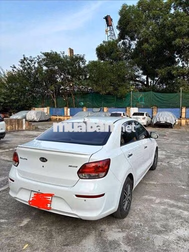 Kia Soluto AT 2020 Trắng Tự động