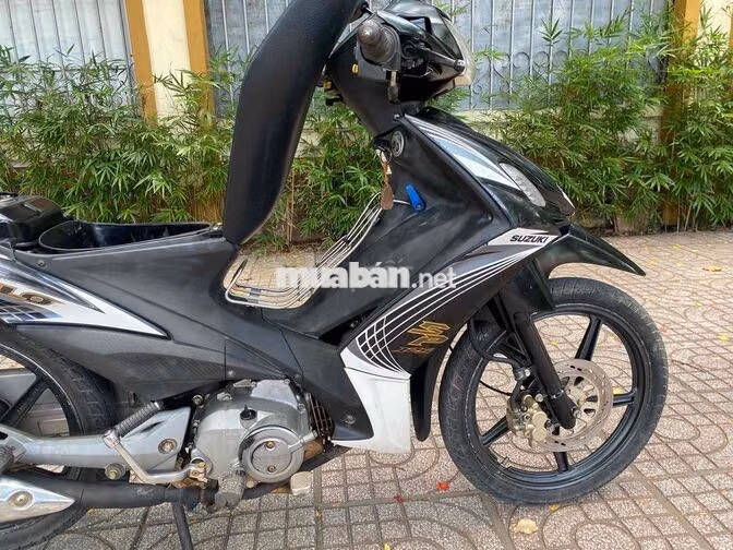 Suzuki Axelo Côn tự động Đen trắng có gl xe